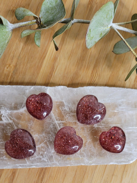 Strawberry quartz mini hearts